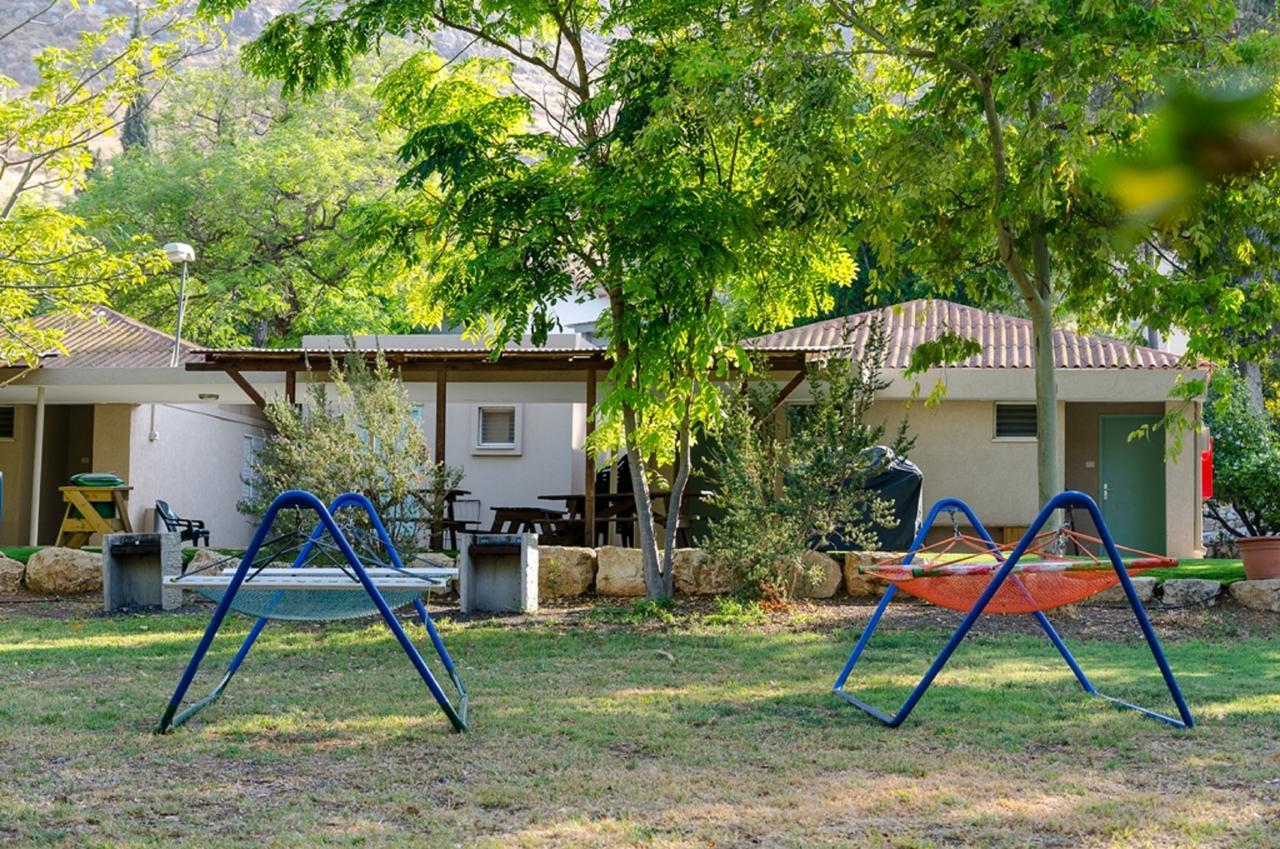 Bait Alfa Kibbutz Country Lodging Bet Alfa Exteriör bild