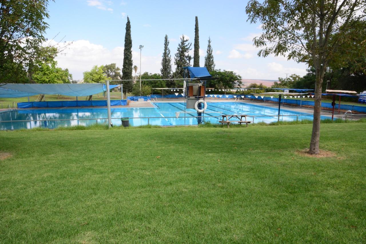 Bait Alfa Kibbutz Country Lodging Bet Alfa Exteriör bild