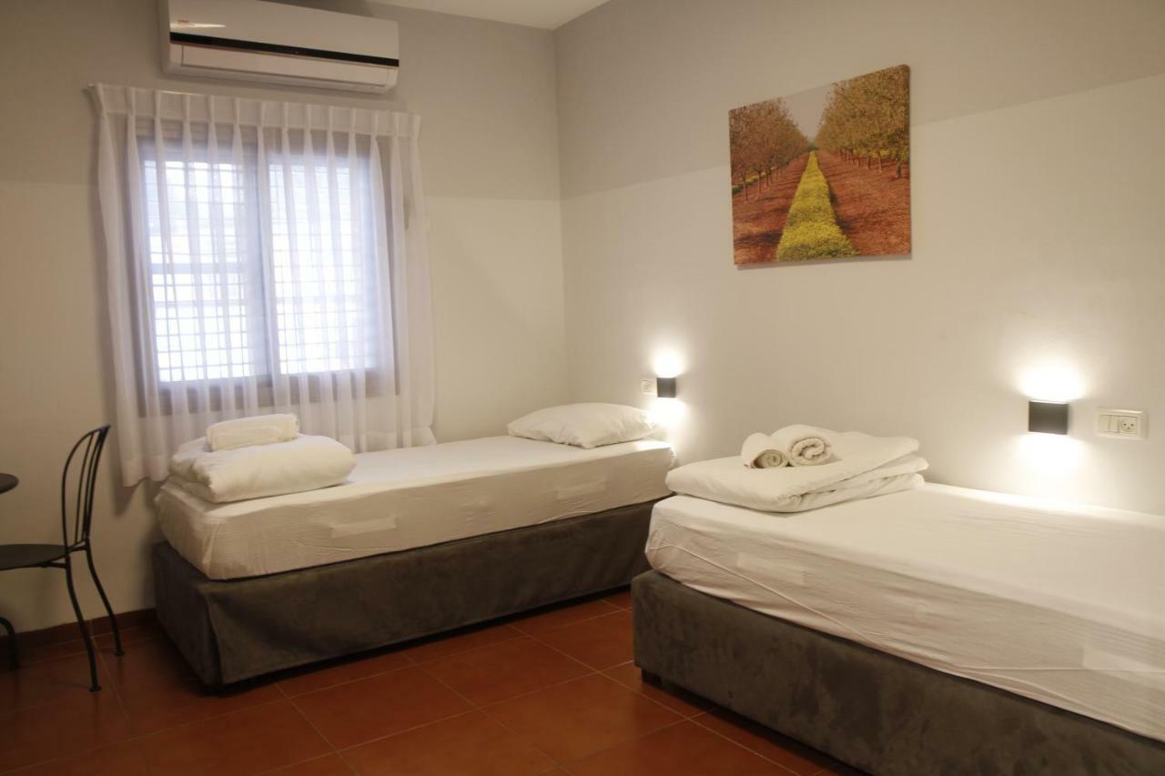 Bait Alfa Kibbutz Country Lodging Bet Alfa Exteriör bild